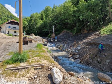 Sanacijska obnova vodotokov in hudournikov po poplavah (9)